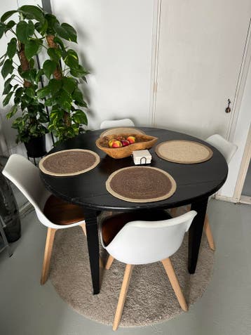 Keukentafel in gebruikte toestand - Gratis af te halen