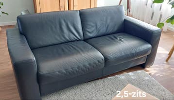 2 lederen banken, gratis af te halen.  Zsm