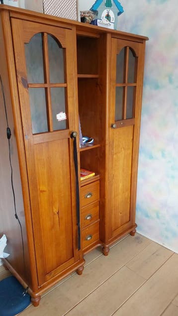 Kledingkast hout met leg, hang en lades