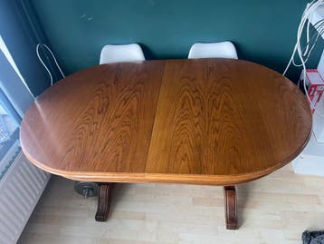 Gratis uitschuifbare tafel