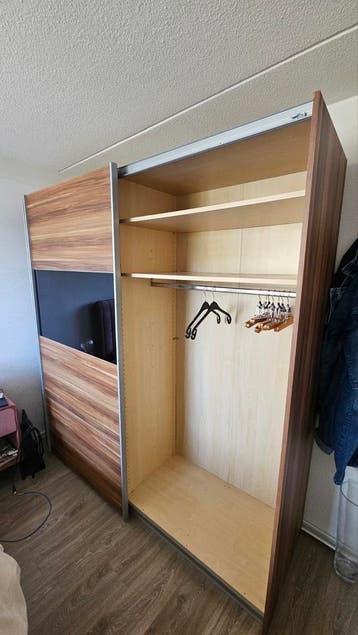 Ruime kledingkast met schuifdeuren, 201x60x214 cm