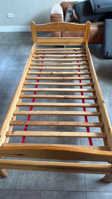 GRATIS : Ledikant 90x210