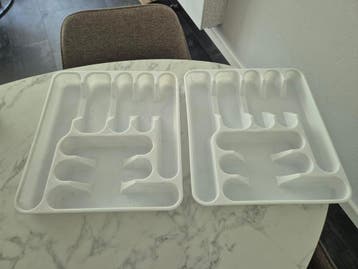 2x wit bestekbak gratis