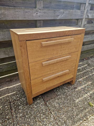 Houten ladekast uit schuur