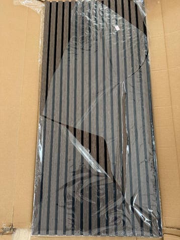 Lattenwand Walnoot (restant) Action