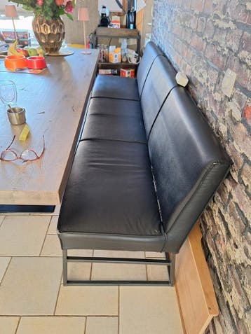 Zwarte eetbank 220 cm - stof laat los op naad