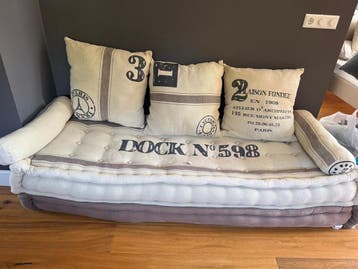 Unieke loungebank met Franse vintage look