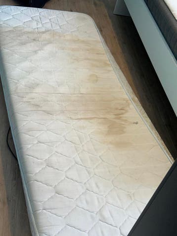 Gebruikt matras - gratis af te halen