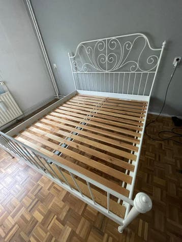 IKEA Leirvik bedframe 180x200 cm met lattenbodem