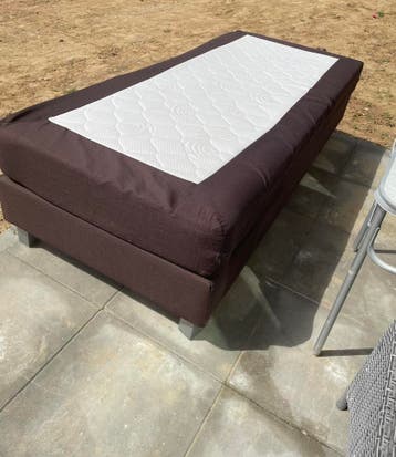 Gratis ophalen Boxspring 90x200 met matras