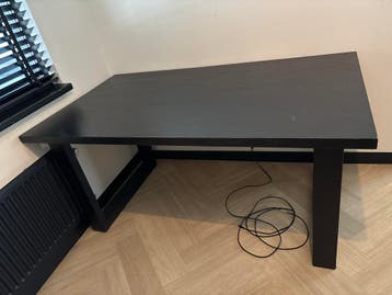 Gratis zwart bureau