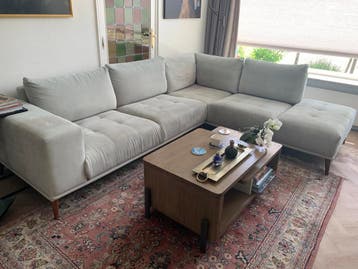 Hoekbank gratis op te halen.