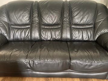 Zwart lederen bankstel: 3-zitsbank en 2 fauteuils