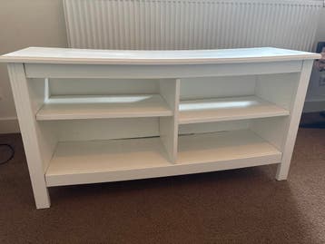 Gratis af te halen: IKEA kastje, licht doorgebogen