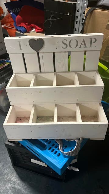 Display hout met 8 vakken