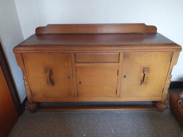 Antiek dressoir/sideboard van eikenhout