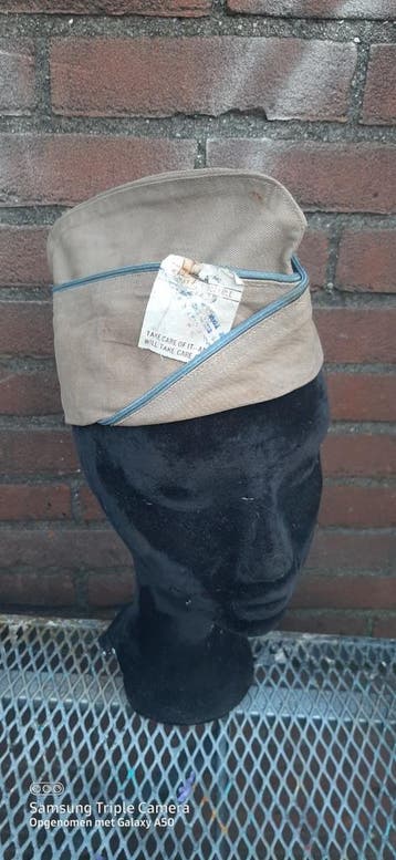 Us schuitje kaki vroeg model.