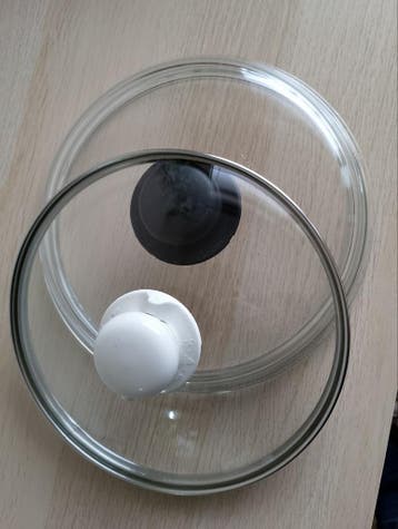 2 pannendeksels 24 cm zgan