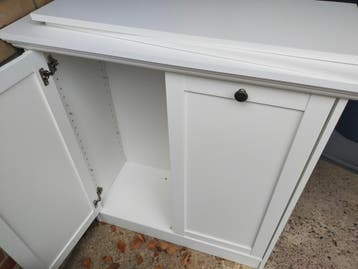 Opbergkastje  gratis af te halen.