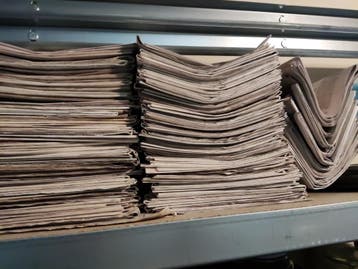 gratis stapel kranten