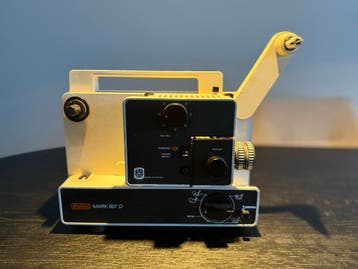 Eumig Mark 607 D Super 8 Filmprojector - Vintage