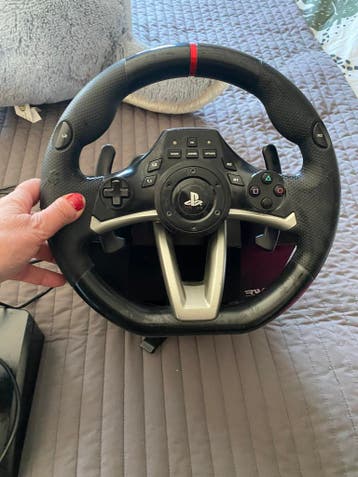 Playstation stuur. Nieuwstaat