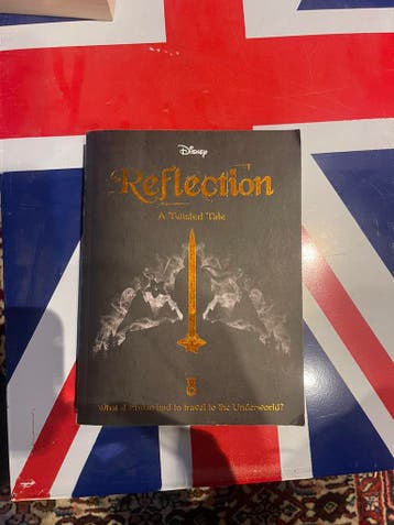 GRATIS Disney’s: A Twisted Tale (Engels)