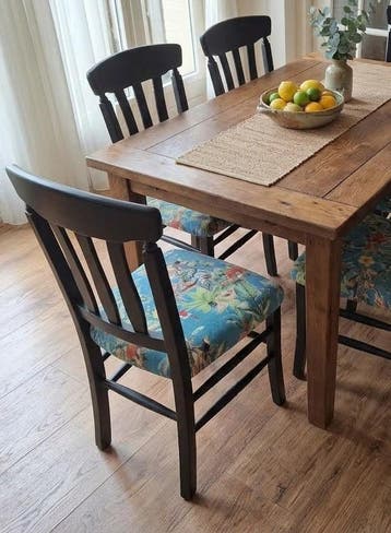 Gratis ophalen 4 eetkamerstoelen zie omschrijving