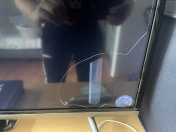 50 inch TV met beschadigd scherm - Gratis