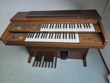 Electone Orgel gratis op te halen voor 30 april (Almere)