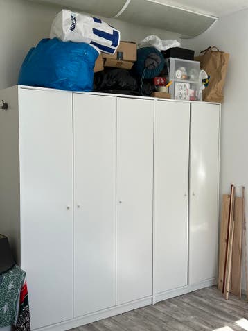 URGENT: Two Wardobes, need dissassembly or strength