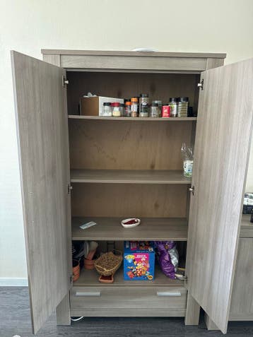 Multifunctionele Kast: Woonkamer, Keuken of Opbergkast