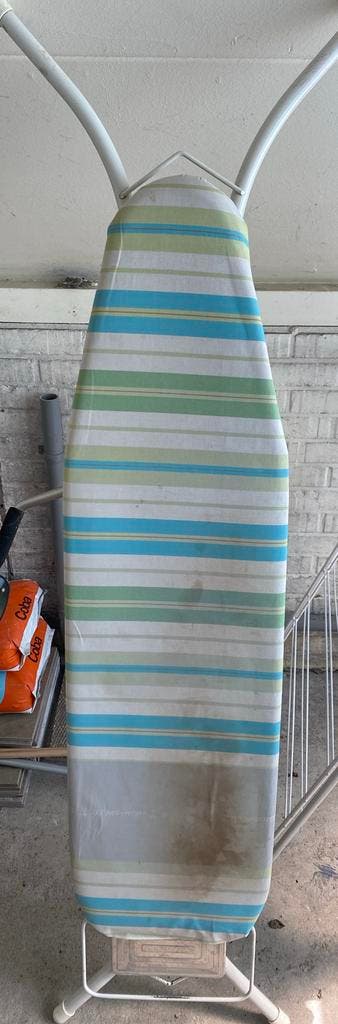 Mooi brede strijkplank | gratis