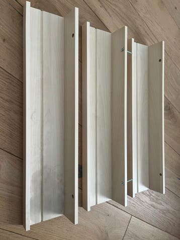 IKEA MOSSLANDA plank 55 cm - 3 stuks