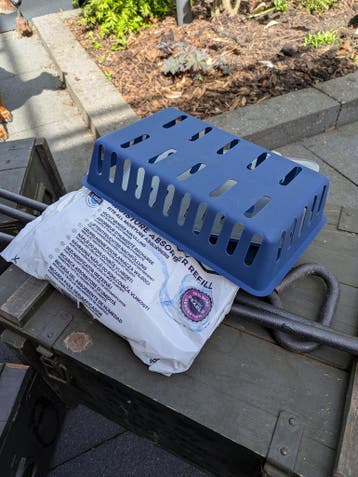 Gratis Vochtvreter met Navulling - Zo goed als nieuw