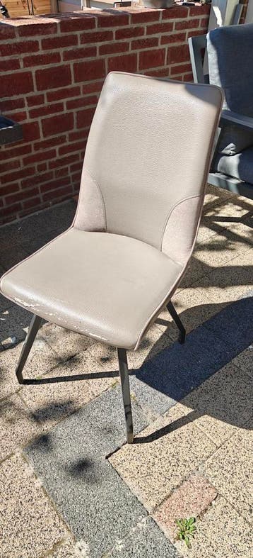 4 Eetkamer stoelen Beige kunstleer