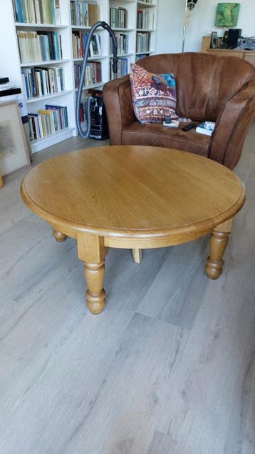 Gratis: Massief eiken salontafel