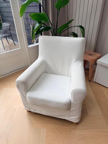 Gratis witte Ikea stoel/ fauteuil model Jennylund