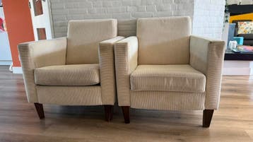 Beige fautails twee stuks