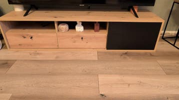 TV meubel GRATIS moet weg