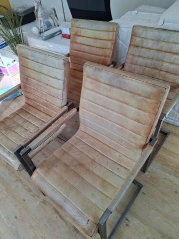 Gratis: Set van 4 vintage echt leren fauteuils