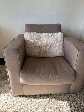 Heerlijke relaxfauteuil in warme taupe kleur
