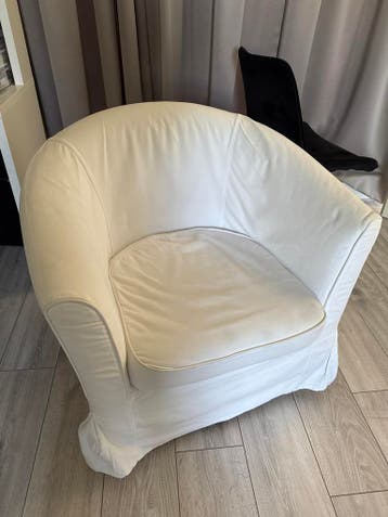 Witte fauteuil (ikea)