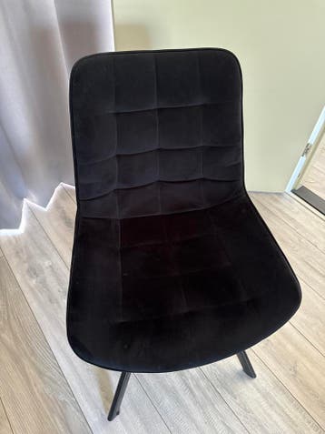 Zwarte velvet eetkamerstoel Kick