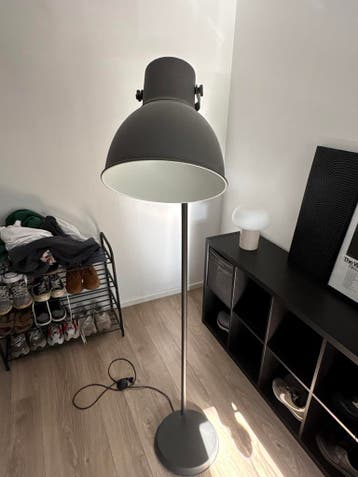 IKEA Vloerlamp Grijs - Klassiek Design