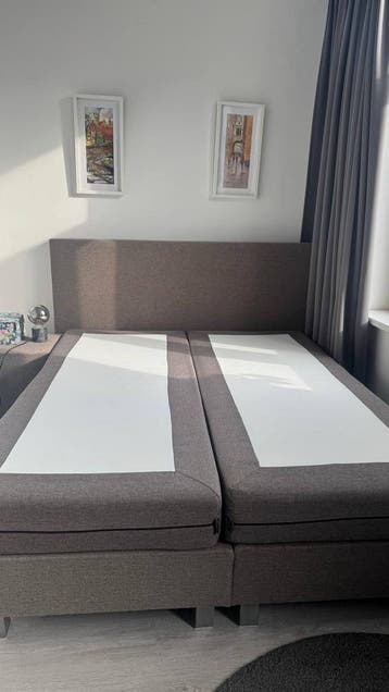 Tweepersoonsbed 180x200 met matras en topper