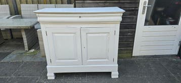 Brokante kast met lade