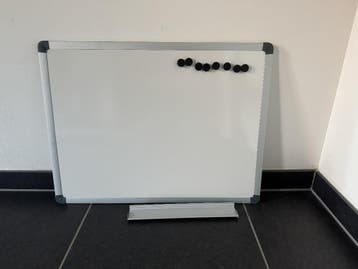 Whiteboard en fotolijsten