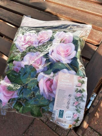 Spullen voor rommelmarkt Gratis afhalen