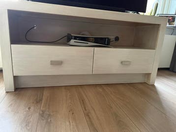 GRATIS: TV meubel White wash eiken 130x62x45cm